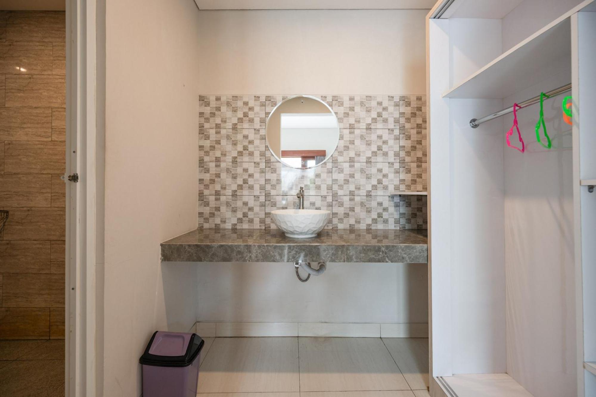 Reddoorz Plus At Yasa'S Living Denpasar Sanur  Exterior photo