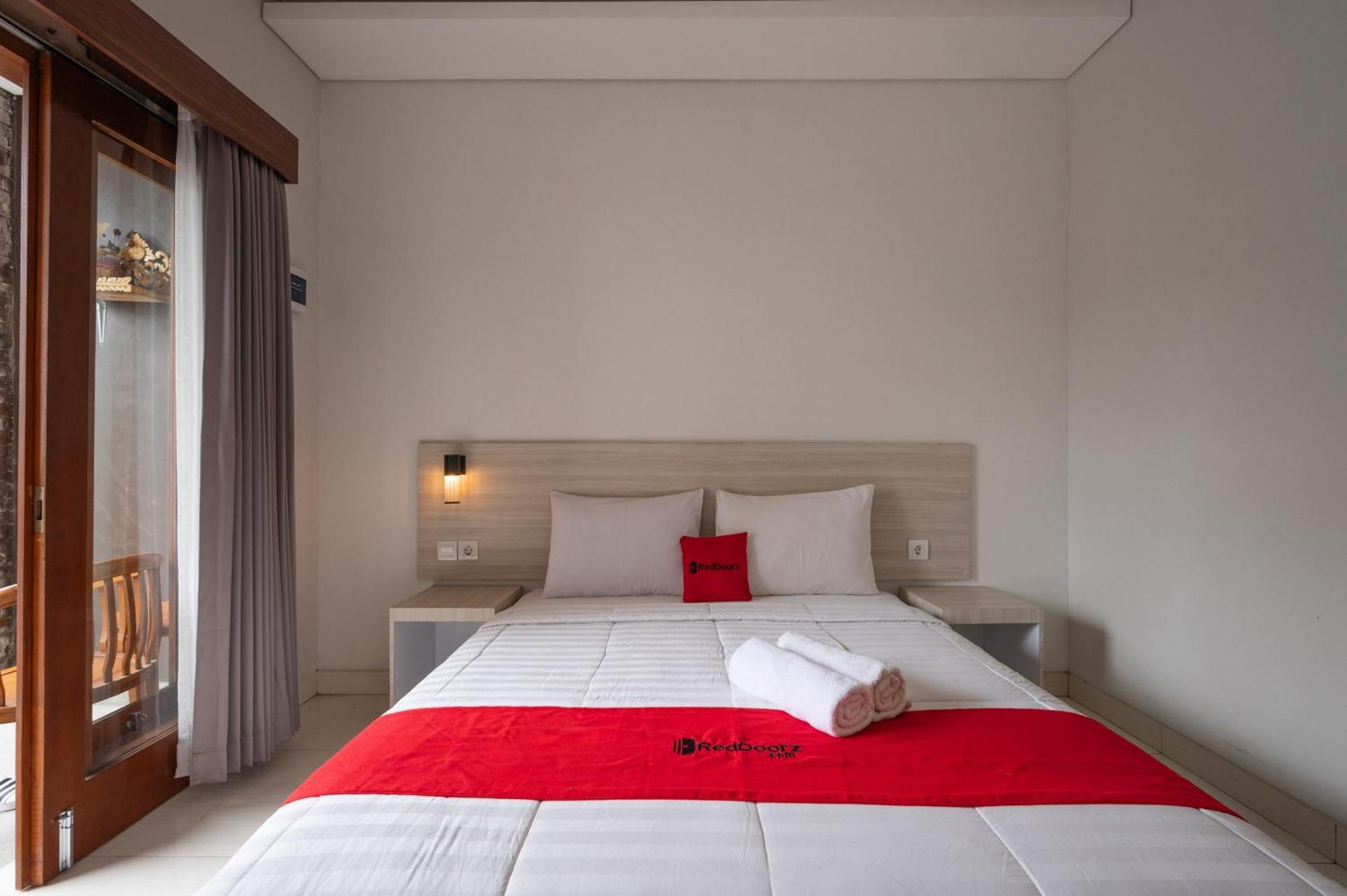 Reddoorz Plus At Yasa'S Living Denpasar Sanur  Exterior photo