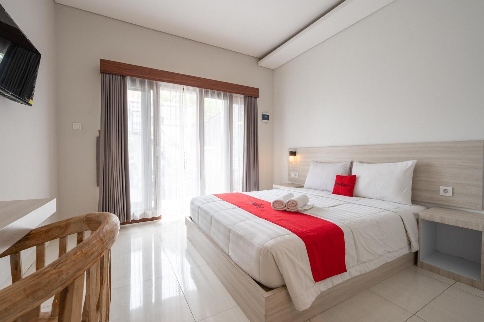 Reddoorz Plus At Yasa'S Living Denpasar Sanur  Exterior photo