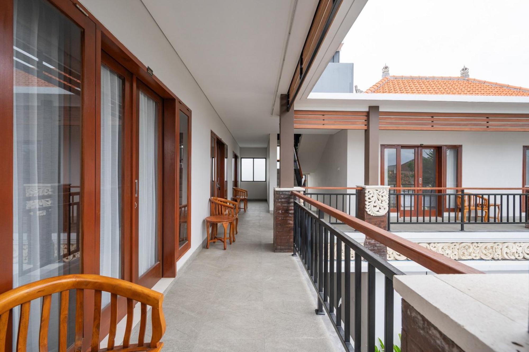 Reddoorz Plus At Yasa'S Living Denpasar Sanur  Exterior photo