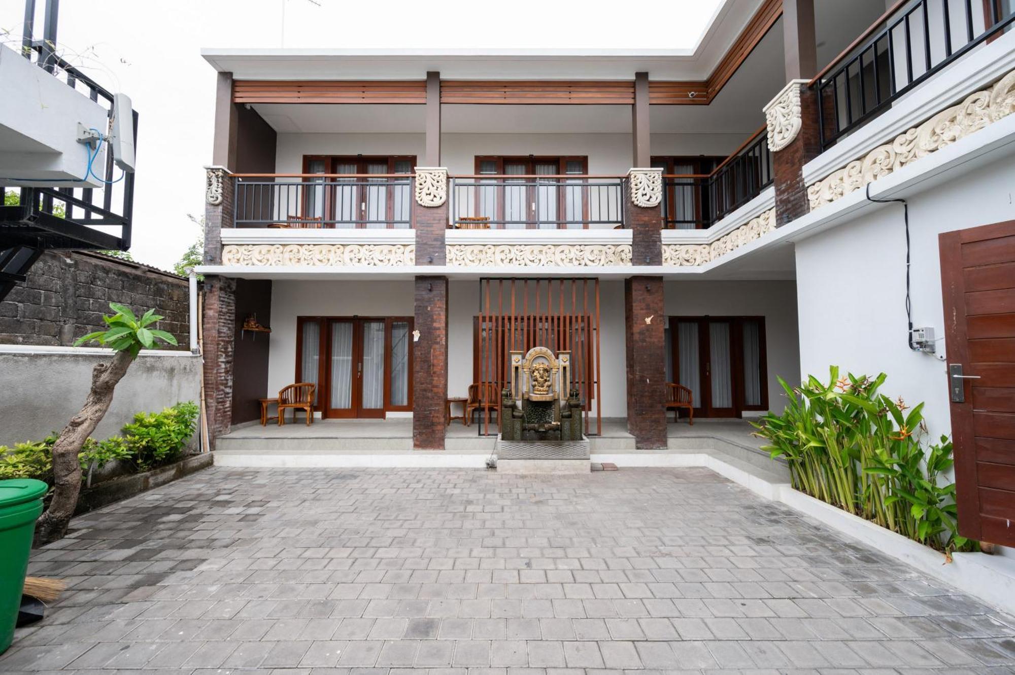 Reddoorz Plus At Yasa'S Living Denpasar Sanur  Exterior photo